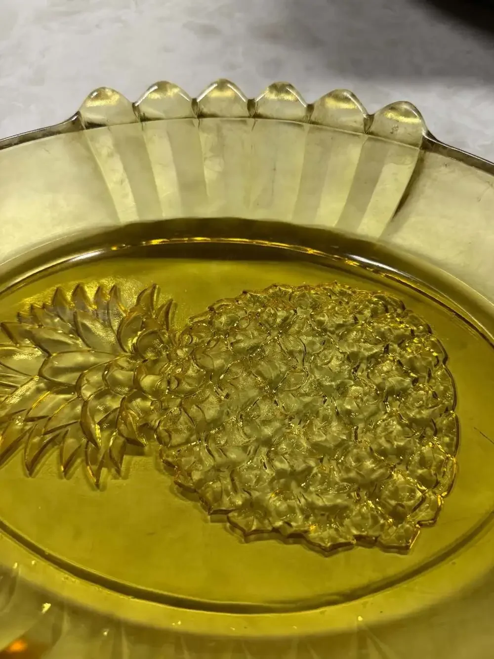 Tiara Indiana Glass Yellow Mist Pineapple Oval Serving Bowl